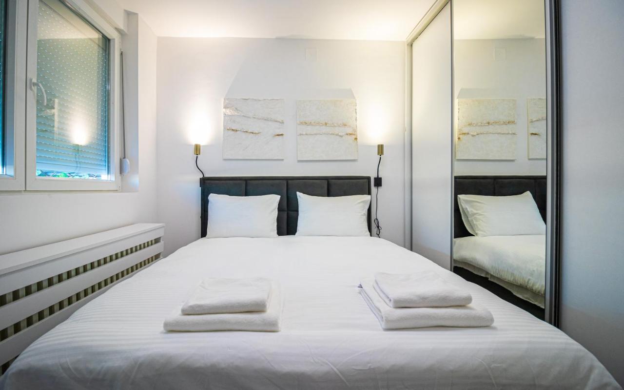 Sunny Nest Apartment Belgrade
